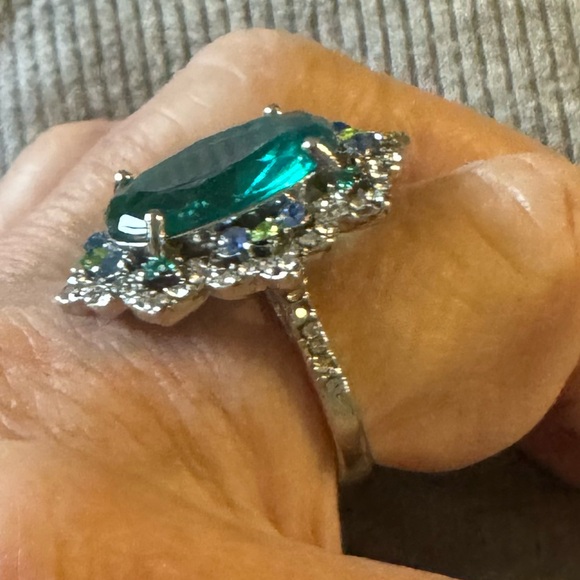 Large Blue Gemstone, Simulated, Vintage Inspired Silver Plated Ring, Size 7 - Picture 7 of 10